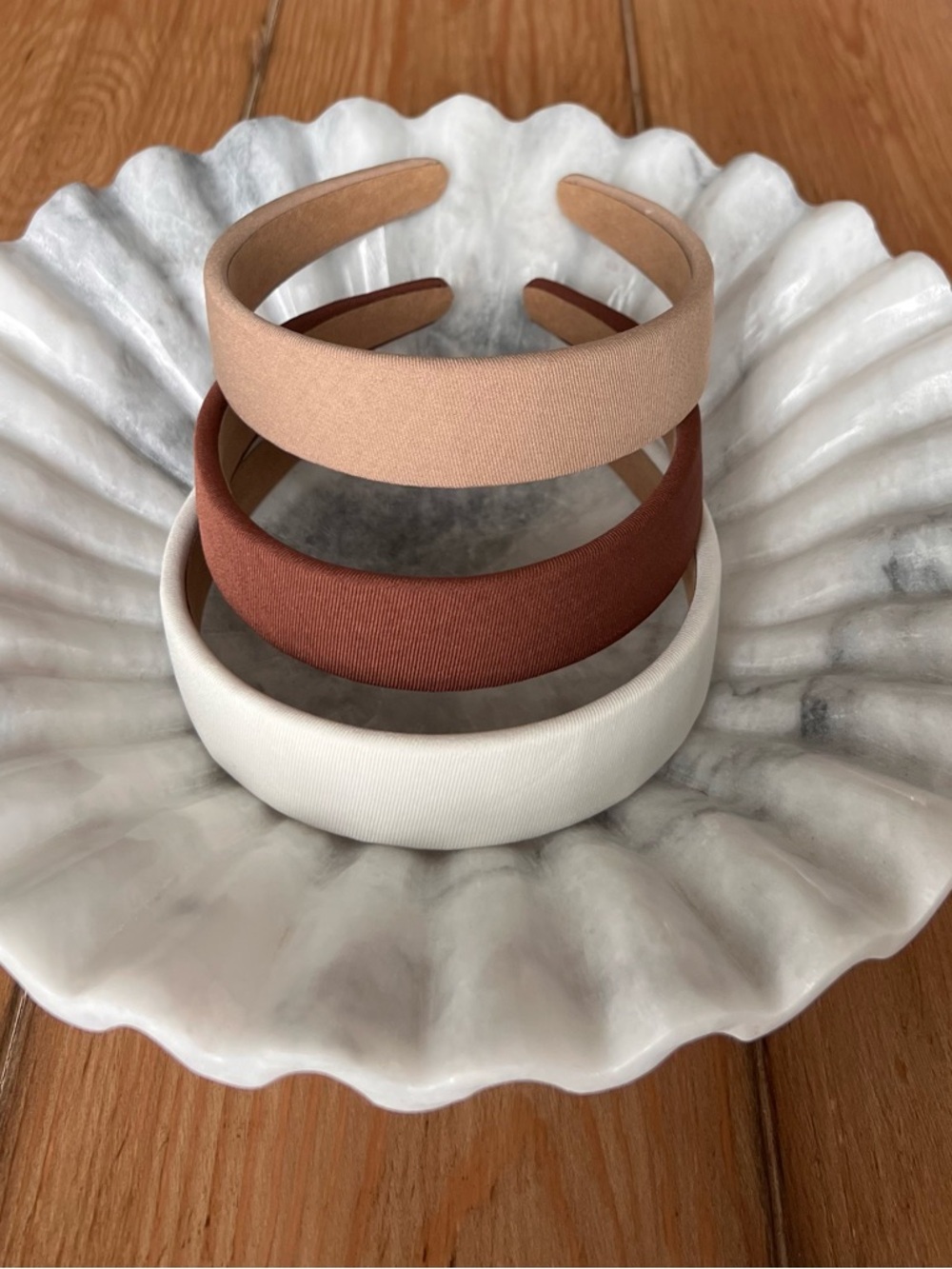 NWOT Neutral Padded Headband Trio – Cream, Tan, Brown